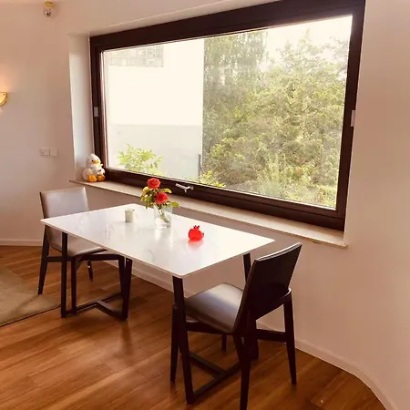 Helles Bergblick Naehe Messe Frankfurt Appartement *