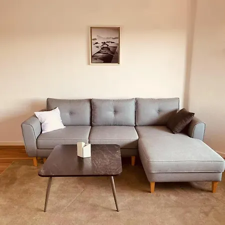 Appartement Helles Bergblick Naehe Messe Frankfurt *
